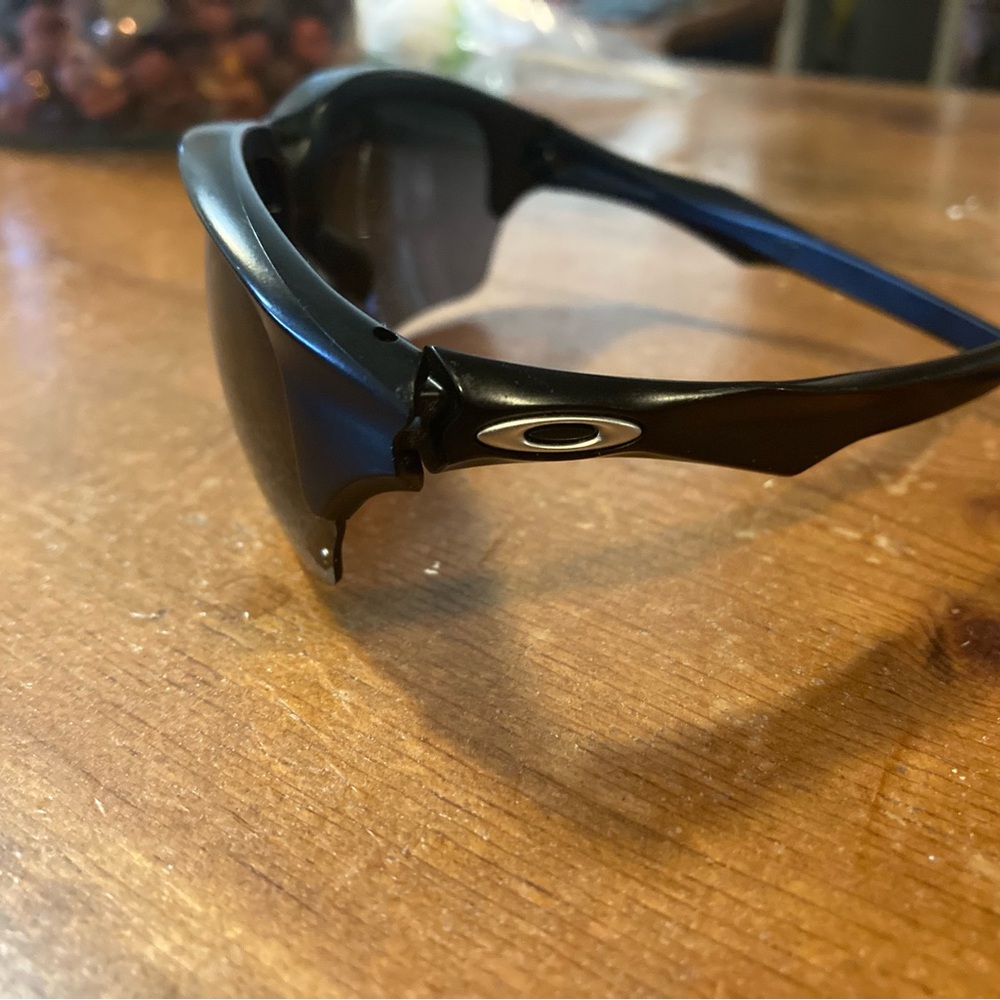 Oakley sunglasses
